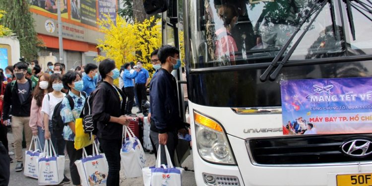 Sinh viên nhiều trường đại học tại TPHCM nghỉ Tết từ 24/1