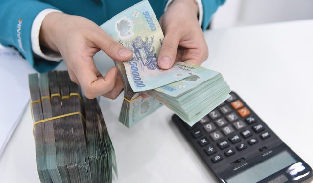 Lãi suất hạ nhiệt trên thị trường liên ngân hàng