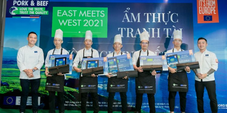 5 đầu bếp xuất sắc nhất tại Chung kết Cuộc thi Ẩm Thực Tranh Tài – East Meets West