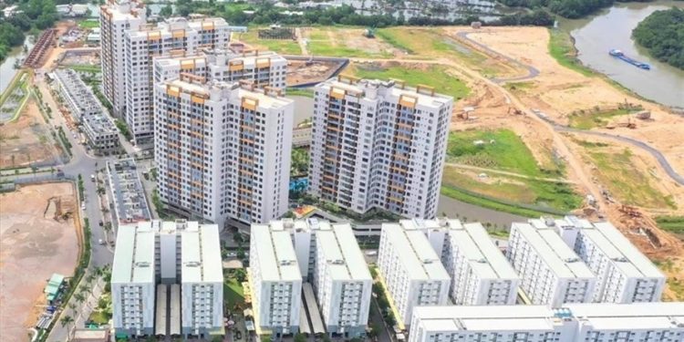 Giá bất động sản tăng cao khiến người có nhu cầu thật khó mua nhà