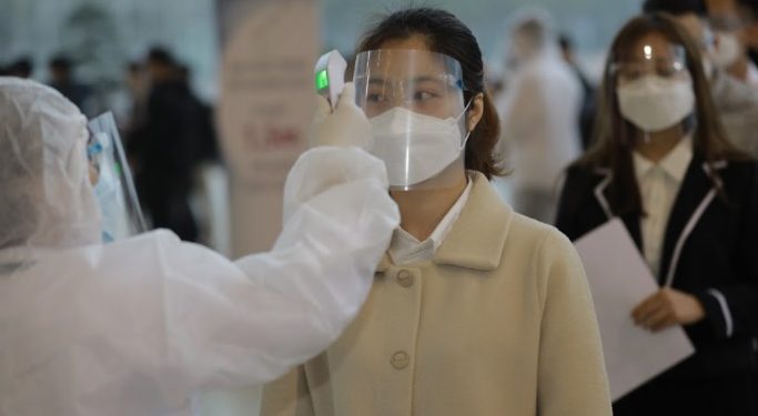 Hàng nghìn kỹ sư, cử nhân thi tuyển vào Samsung Việt Nam