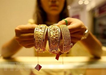 Giá vàng hôm nay 4.3: Giằng co mạnh mẽ, khó bứt phá