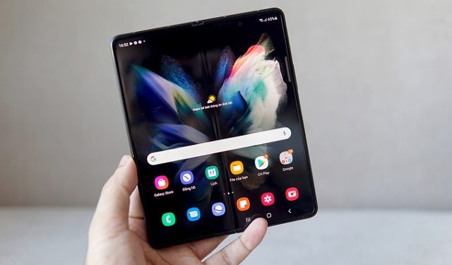 Galaxy Z Fold3 giảm giá 7 triệu đồng