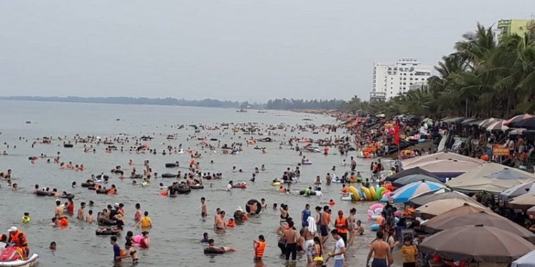 Huyện Hoằng Hóa (Thanh Hóa):  Chuẩn bị cho mùa du lịch biển