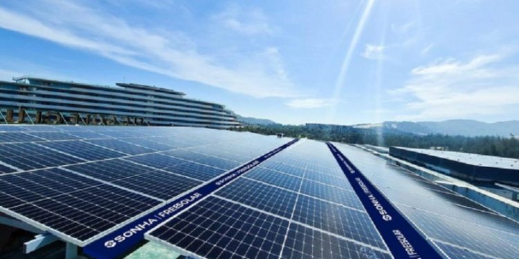 Nghệ An chấp thuận chủ trương đầu tư 2 dự án điện mặt trời trị giá 7.800 tỷ đồng