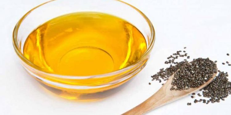Tác dụng tuyệt vời của dầu hạt chia với làn da