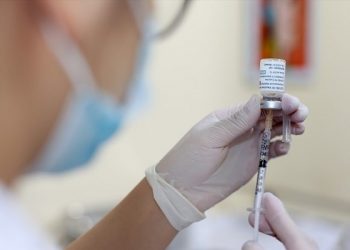 Đẩy nhanh tiến độ tiêm vaccine phòng Covid-19 cho trẻ 5-12 tuổi