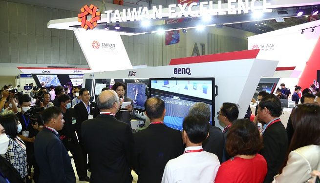 Taiwan Excellence đã thu hút lượng lớn khách tham dự ngay trong ngày đầu tiên triển lãm