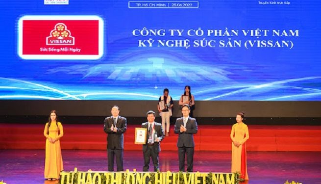 VISSAN Đạt top 10 “Thương hiệu Việt Nam ưu tiên tin dùng” năm 2022