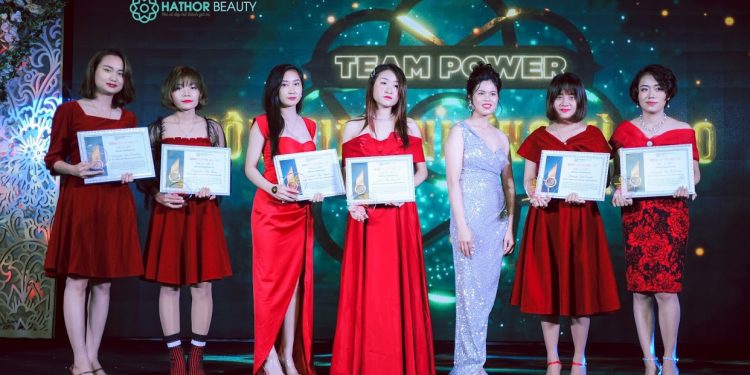 HÀ BEAUTY & SPA: HÌNH MẪU NGƯỜI PHỤ NỮ BẢN LĨNH TRÊN HÀNH TRÌNH CHINH PHỤC ĐAM MÊ