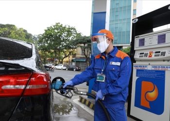 Giá xăng dự báo tiếp tục tăng trong kỳ điều chỉnh tới