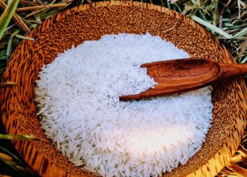 Nhiều khó khăn, xuất khẩu gạo vẫn lạc quan trong 6 tháng cuối năm