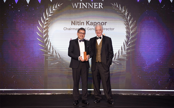 AstraZeneca Việt Nam nhận giải thưởng cho đóng góp lớn trong ngành y tế và lãnh đạo xuất sắc