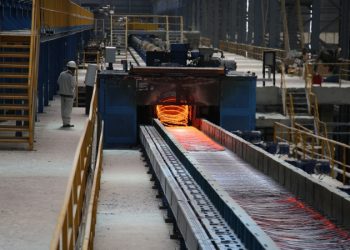 Sản lượng thép xây dựng Hòa Phát tháng 5 tăng 32% so với tháng trước