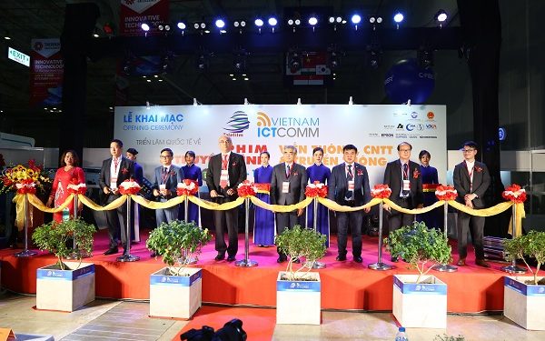 Khai mạc Triển lãm Vietnam ICTComm và Telefilm Vietnam 2022