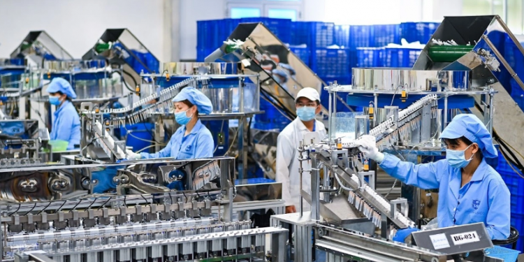 Doanh nghiệp Việt chật vật vì lạm phát ở Mỹ và EU cao kỷ lục