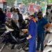 Sau khi giảm 8.000 đồng/lít, ngày mai giá xăng sẽ ra sao?