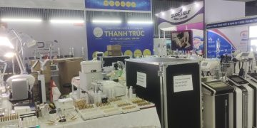 Trên 400 gian hàng của hơn 350 đơn vị đến từ các quốc gia, vùng lãnh thổ tham gia Triển lãm Y tế quốc tế 2022