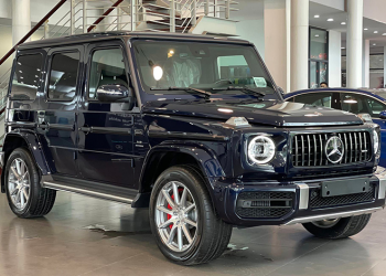 Mercedes-AMG G63 chính hãng giá thấp hơn xe nhập tư, liệu có hút khách hàng Việt