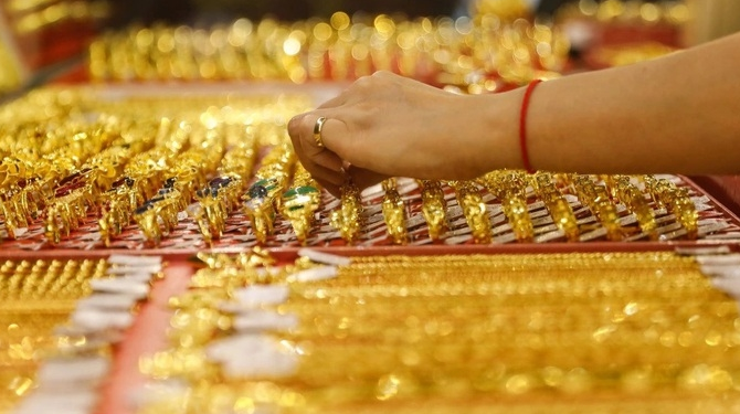 Giá vàng hôm nay 2/10: Giảm xuống đáy 2,5 năm rồi tăng vọt, tuần tới sẽ tăng “phi mã”?