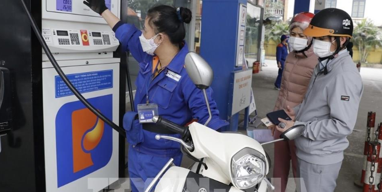 Giá xăng, dầu đồng loạt tăng