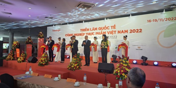 Gần 400 doanh nghiệp đến từ 20 Quốc Gia tham gia triển lãm Quốc tế Công nghiệp Thực phẩm Việt Nam 2022