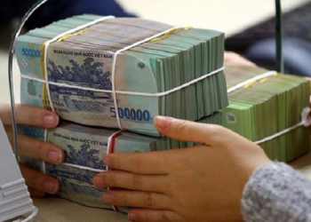 Lãi suất tiết kiệm tăng vọt lên 11,7%/năm, cơ hội cho người có tiền nhàn rỗi