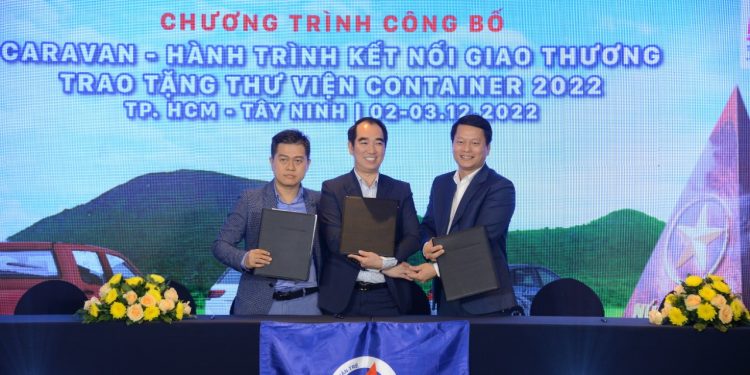 Hội Doanh Nhân Trẻ TP.HCM Công bố “Caravan – Hành trình kết nối giao thương & Trao tặng Thư viện Container 2022”