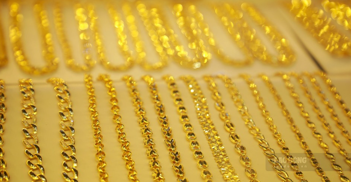 Dự báo giá vàng ngày 16/11: Duy trì đà tăng, nhà phân tích nhận định thế nào về xu hướng?