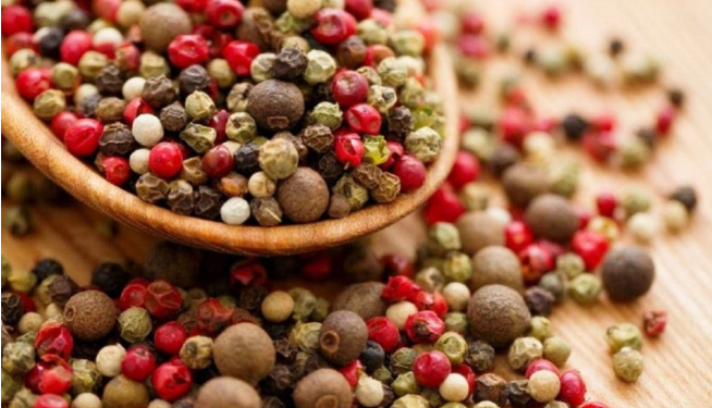 Giá tiêu hôm nay 13/12: Đi ngang, thấp nhất ở mức 59.000 đồng/kg