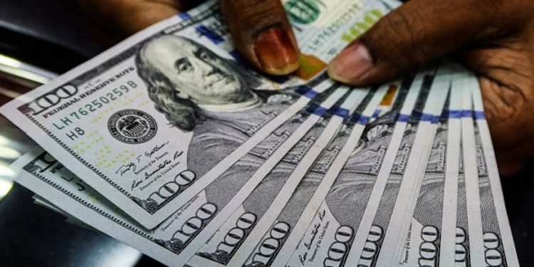 Tỷ giá USD hôm nay 10/2: Biến động liên tục