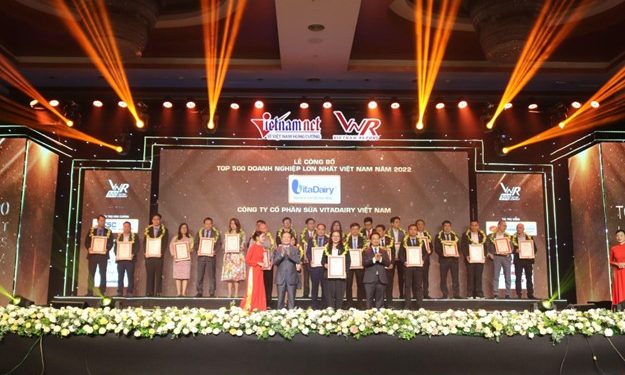 Công ty Cổ phần sữa VitaDairy Việt Nam xuất sắc vào TOP doanh nghiệp lớn nhất Việt Nam