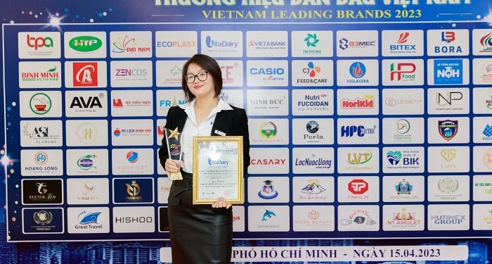 ColosBaby Top 1 về dinh dưỡng miễn dịch ngành sữa nhờ sữa non ColosIgG 24h từ Mỹ