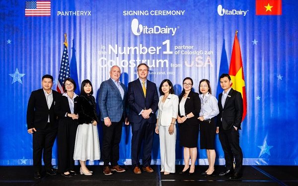 VitaDairy “bắt tay” Pantheryx:  thương vụ có tổng giá trị ký kết vượt trên hơn  200 triệu đô la Mỹ