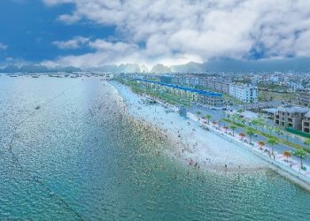 Bất động sản Cẩm Phả tăng tốc khi du lịch bứt phá