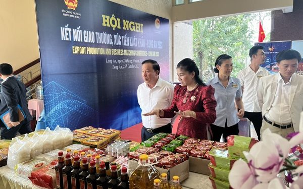 Doanh nhân Lê Thị Tố Nga: Chất lượng làm nên uy tín, thương hiệu