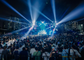 15 nghệ sĩ cùng gần 40.000 sinh viên quẩy quên lối về tại đêm nhạc School Fest ‘YOUniverse’