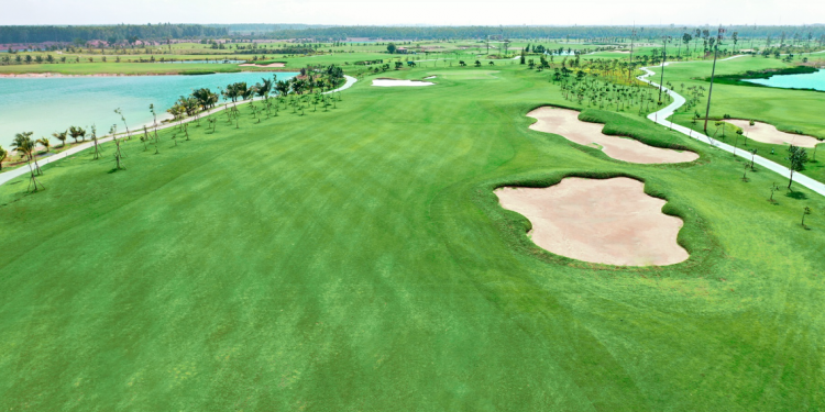 Royal Long An Golf&Villas Long An trở thành khu du lịch, thể thao, giải trí cao cấp
