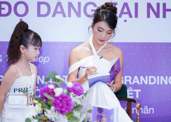 Sự kiện ra mắt thành công cuốn sách: CẨM NANG ĐỘ DÁNG TẠI NHÀ – 30 phút mỗi ngày biến ĐIỂM YẾU thành ĐIỂM YÊU tác giả Hương Bùi