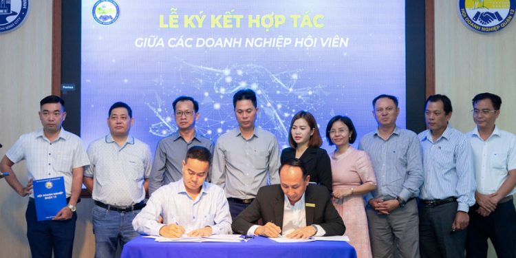 Vina CHG Ký Kết Hợp Tác Với Công ty NPOIL Trong Công Tác Chống Hàng Giả