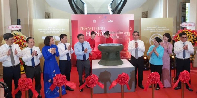 Trưng bày di sản văn hóa của Hà Nội tại TP Hồ Chí Minh