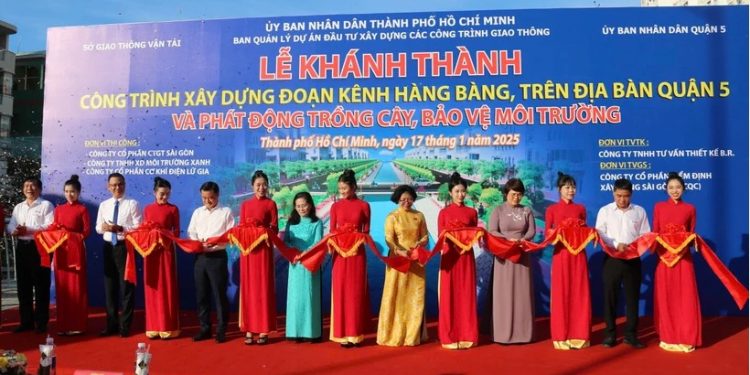 Thành phố Hồ Chí Minh khánh thành công trình kênh Hàng Bàng