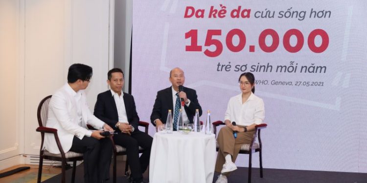 “Glico ICREO ” Sức mạnh da kề da trong suốt hành trình phát triển của bé