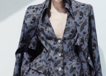 “Báu vật” của ngành dệt Việt Nam lên Vogue