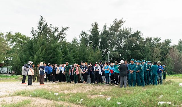 Hơn 200 tình nguyện viên cùng chung tay làm sạch 1,3 tấn rác biển – Lan tỏa tinh thần “Changemaking Beauty”