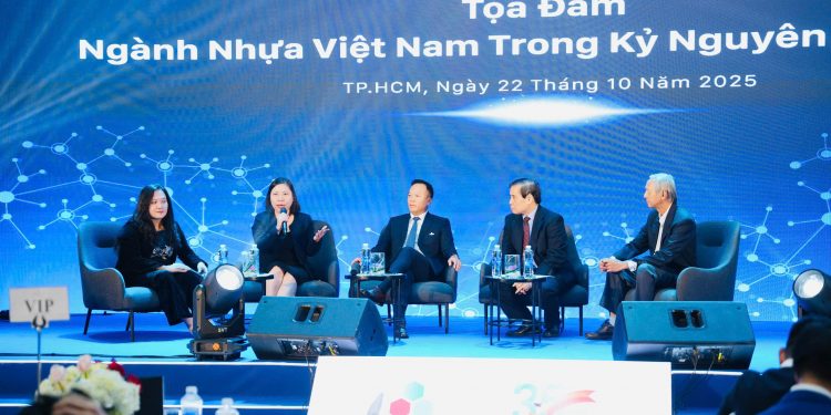 “Khát vọng vươn tầm” – Kim chỉ nam cho ngành nhựa Việt
