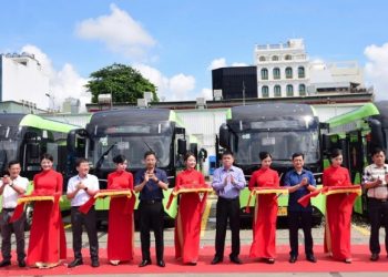 VinBus vận hành 9 tuyến buýt điện mới tại TP.HCM