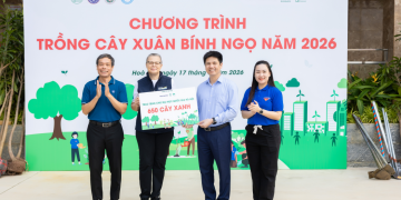 BIDV MetLife đồng hành cùng Arbor Day, trồng 650 cây xanh tại Đại học Quốc gia Hà Nội