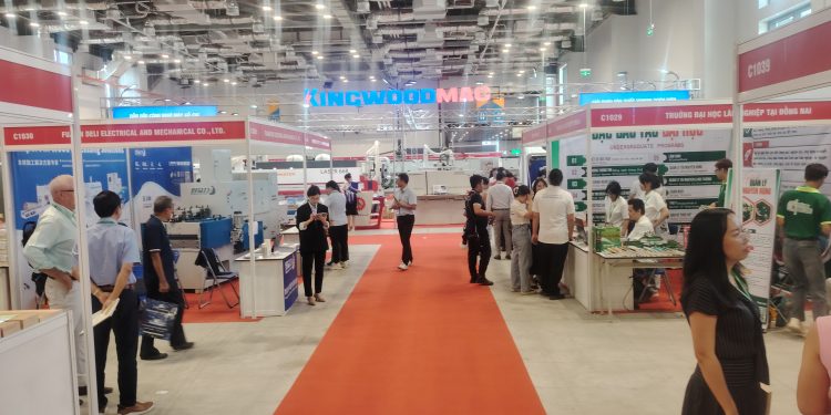 Triển lãm Quốc tế Giải pháp Nội thất Thông minh SFS 2026 chính thức khai mạc