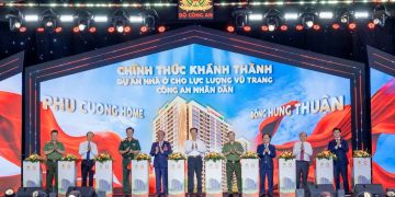 Bàn giao 776 căn nhà ở xã hội đầu tiên cho cán bộ, chiến sĩ Công an tại TPHCM